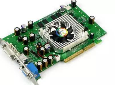 剁手前必看 2025買電腦最全攻略！從CPU到接口，一篇搞懂